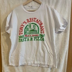 Zuni Lady and the Tramp Tony’s Restaurant Graphic Tee size 2XL